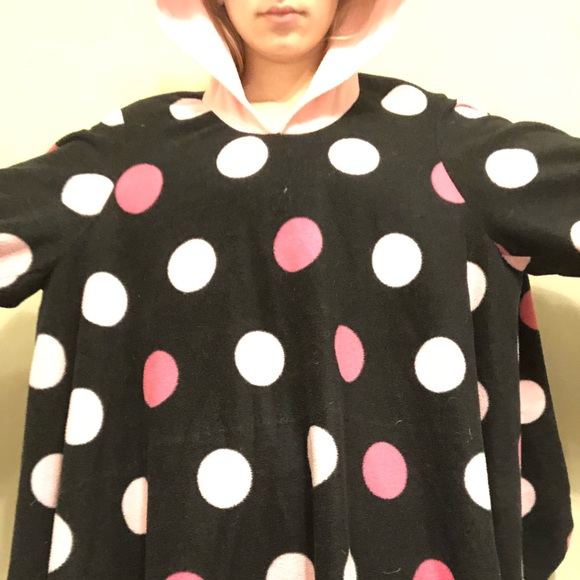 Snuggie - Picture 2 of 2